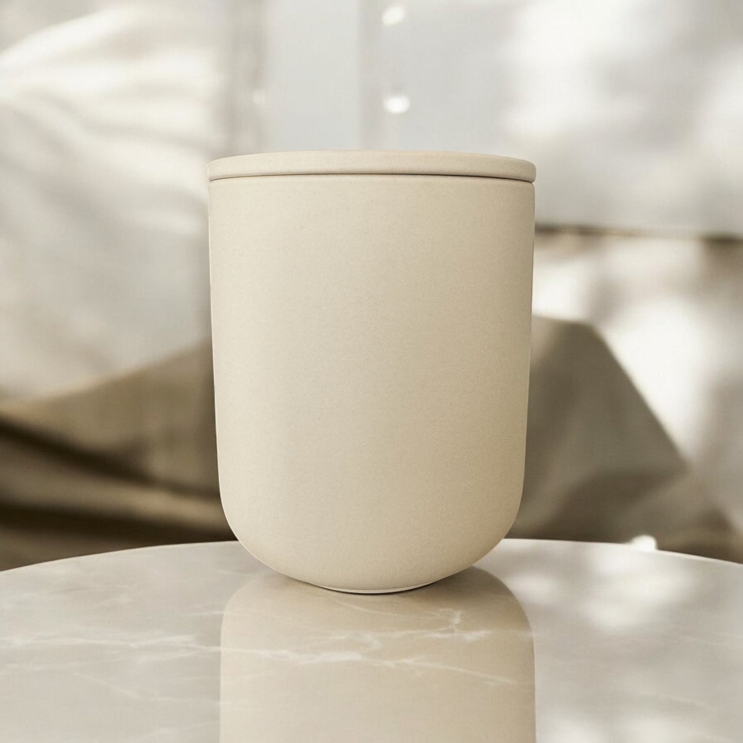 Creamy Vanilla Candle – Soft & Rich Aroma for Calm Nights