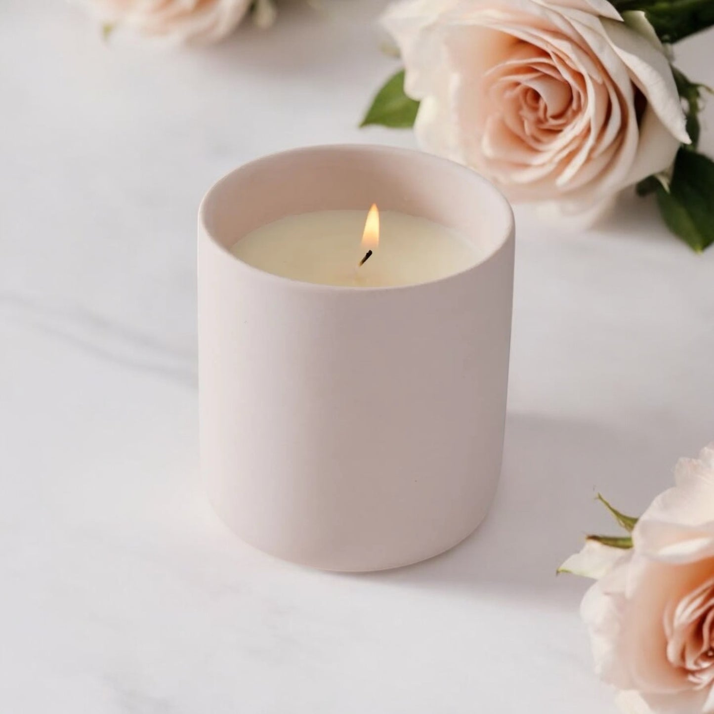 Rose & Amber & Musk Candle – Luxurious Scent for Peaceful Moments